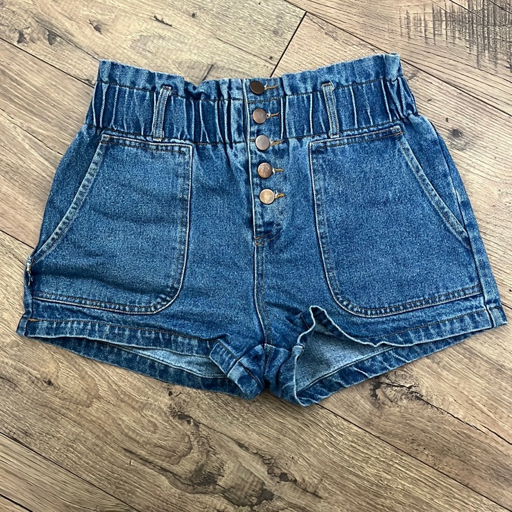 High waisted Womens stretchy top denim shorts